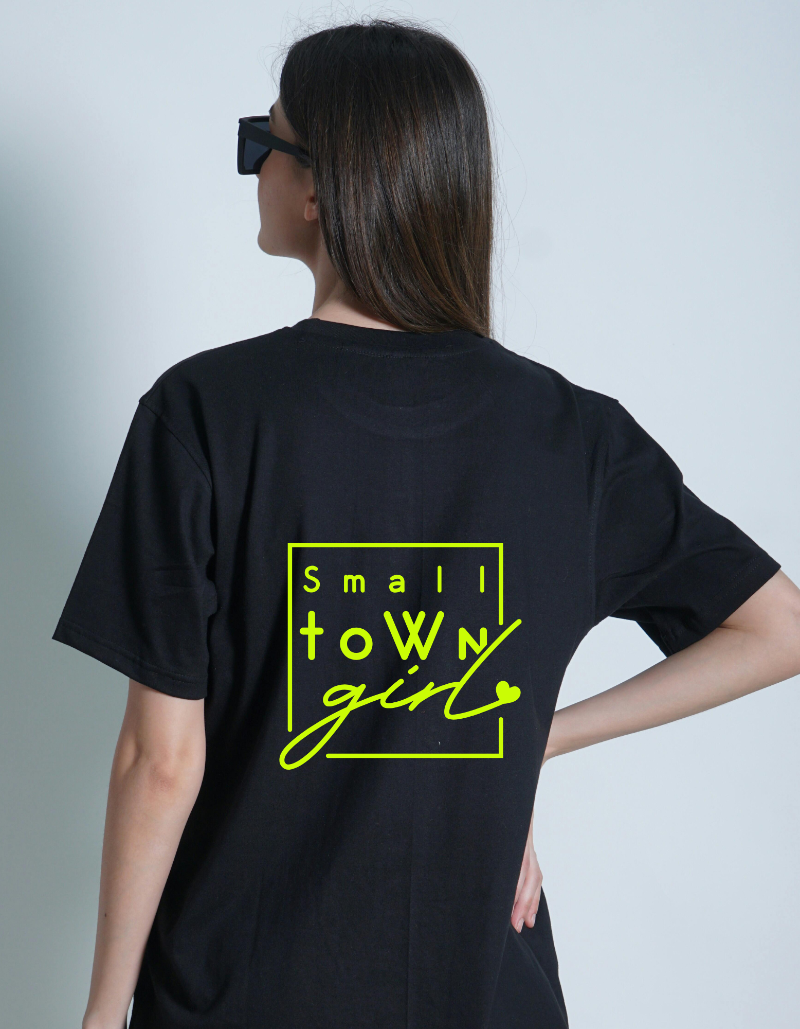 Oversize T-Shirt Limited Collection Small Town Girl